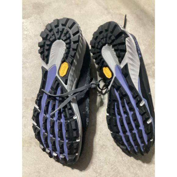 Brand new size 8 Merrell Women's Agility Peak Flex 3 Trail Running Sneakers - Picture 3 of 4